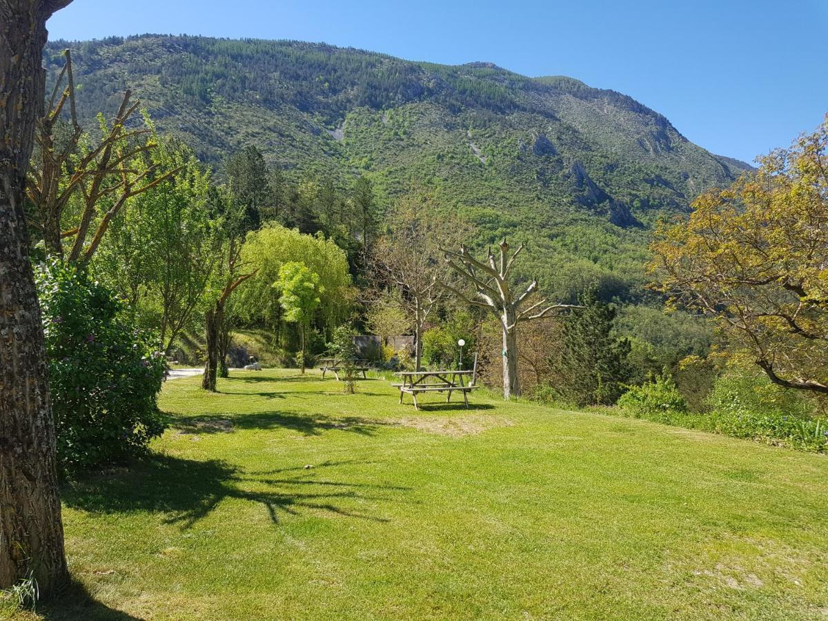 Calme Et Nature Parque de Campismo
